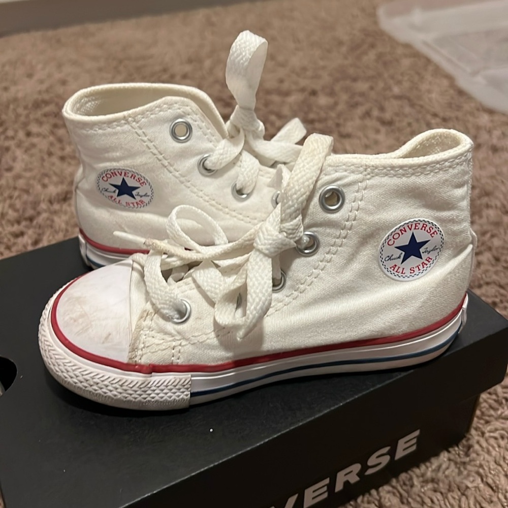 Toddler Converse (Size 7) GOOD CONDITION